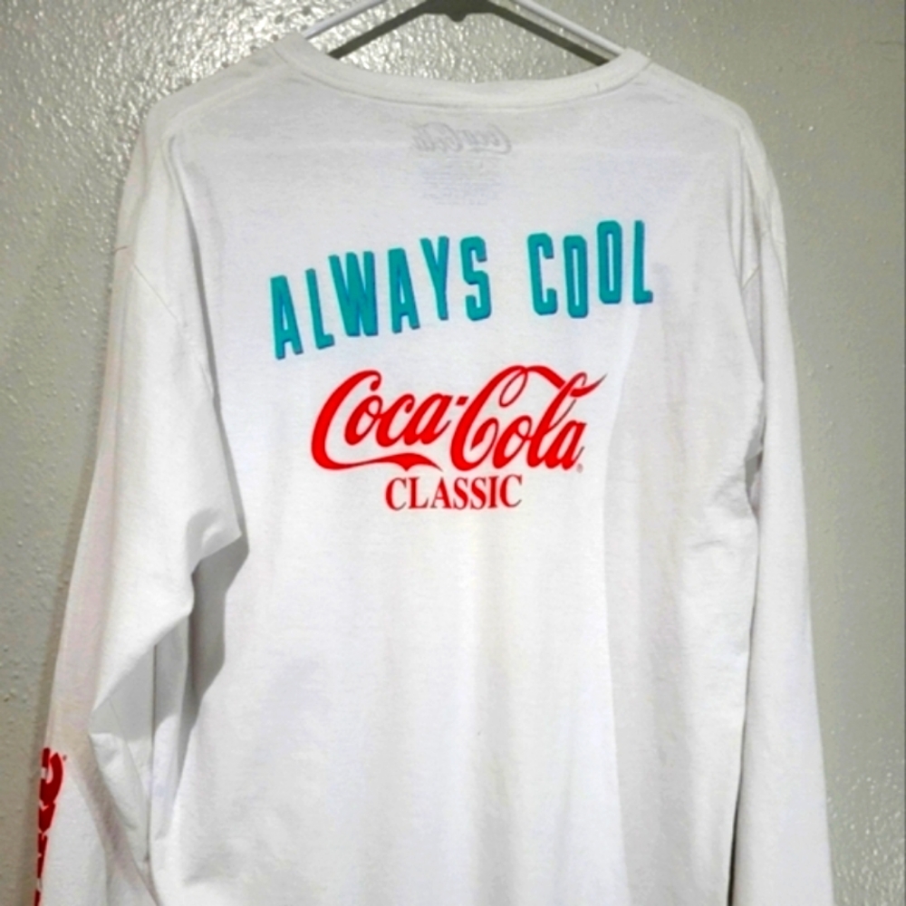Coca Cola T shirt Large Long Sleeve